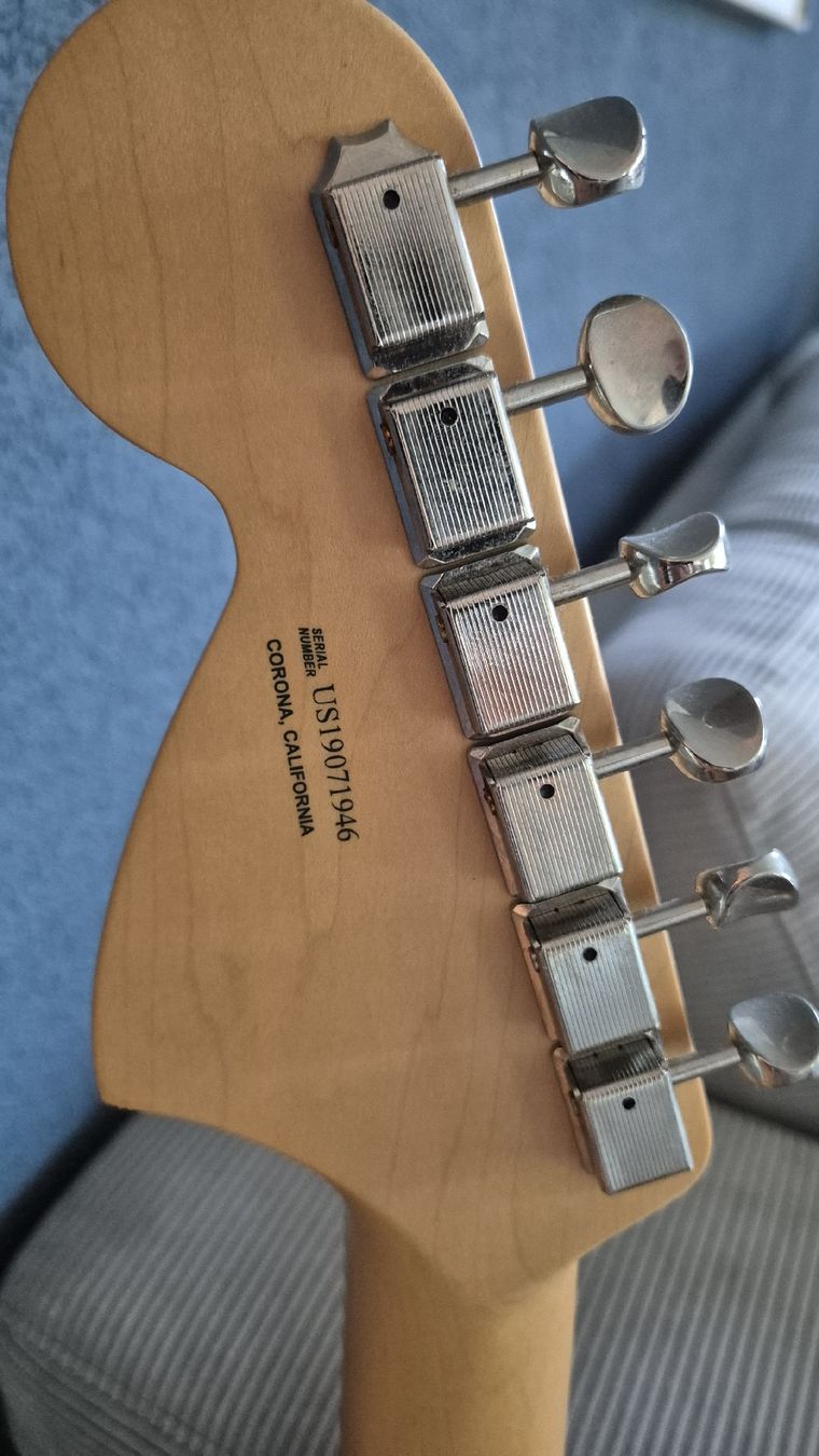 Fender Instruments de musique: Fender Stratocaster American Performer – D'occasion à Bossonnens par Grizot 2