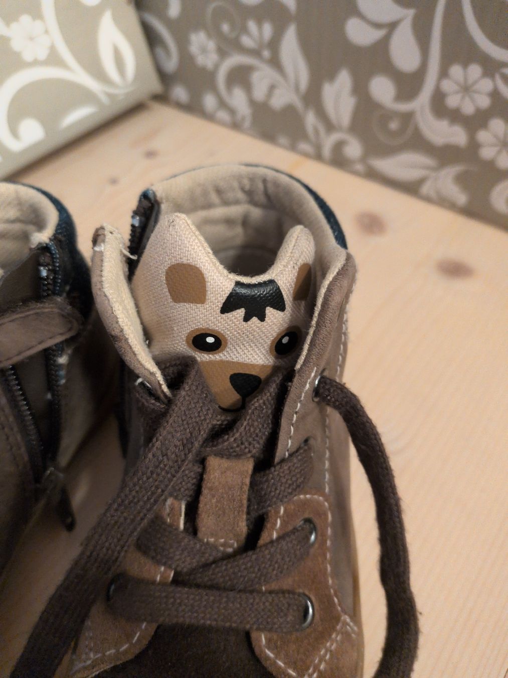 Geox Scarpe per ragazzi: Geox Schuh Gr. 24 – Usato da Oberhelfenschwil venduto da Tattar 1