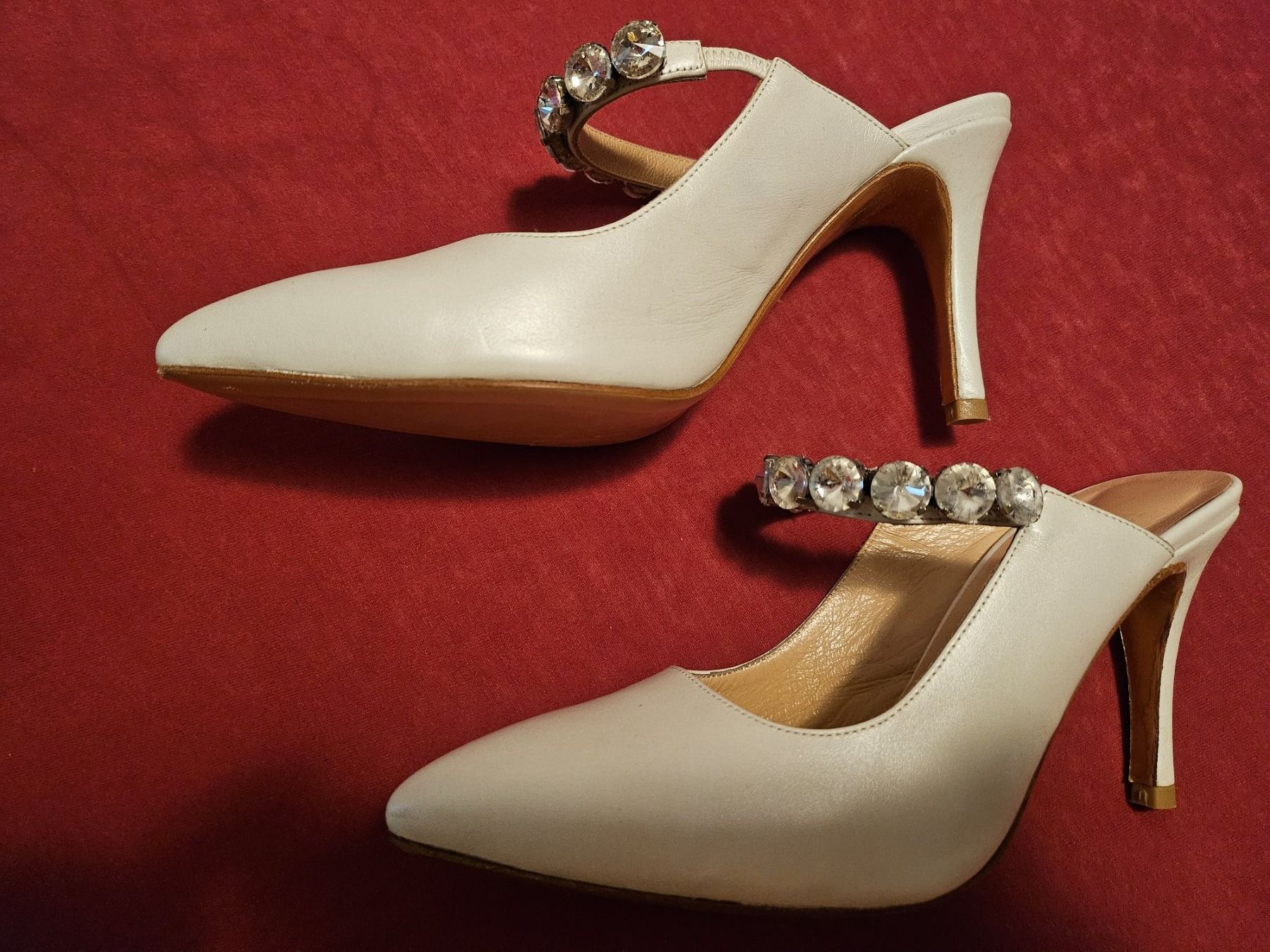 Scarpe da donna: Braut pums gr 38 – Nuovo (secondo la descrizione) da Dietikon venduto da Eleda 1