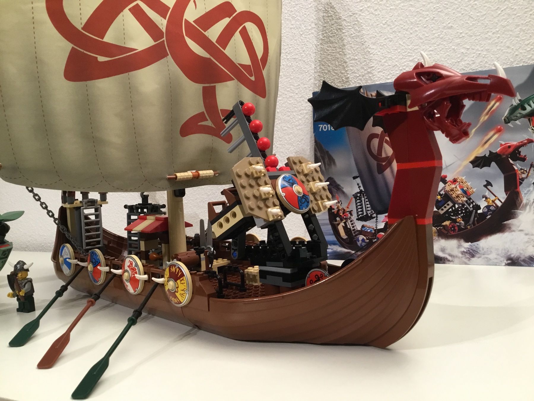 Lego Kit di costruzioni: Lego Vikings Viking Ship challenges the Midgard Serpent 7018 – Usato da Willisau venduto da BettyBond 1