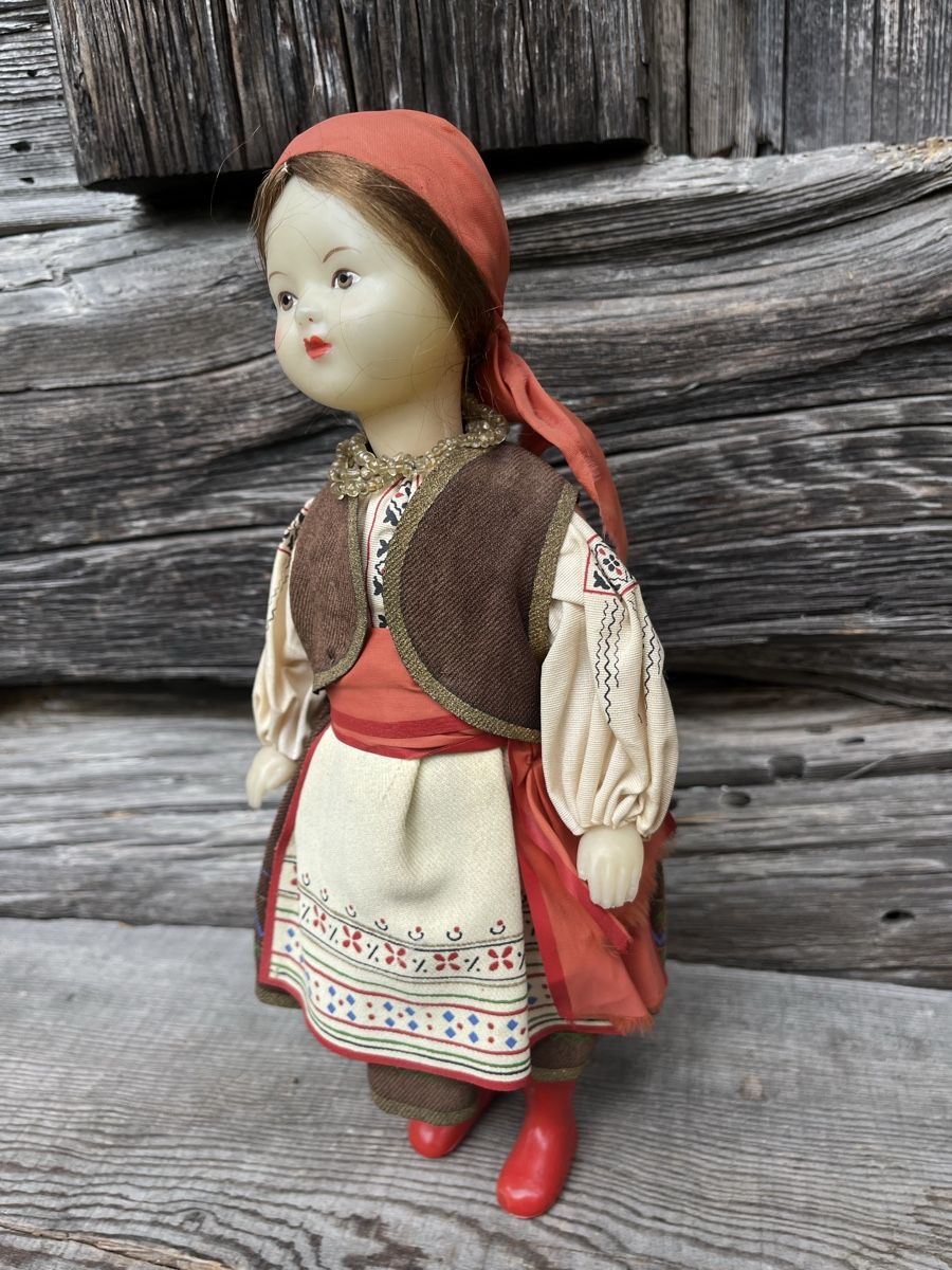Poupées: Poupée russe  – D'occasion à Euseigne par so.ART 4