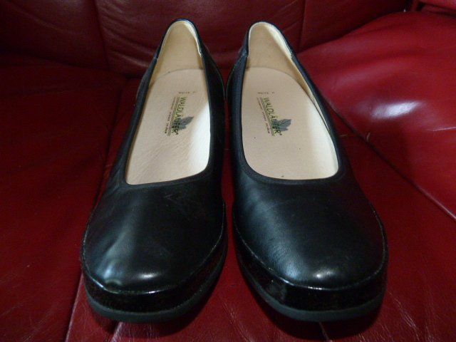 Scarpe da donna: Waldläufer Pumps, Gr. 4,  schwarz, NEU – Nuovo (secondo la descrizione) da Nunningen venduto da Fashion-Ave51 1