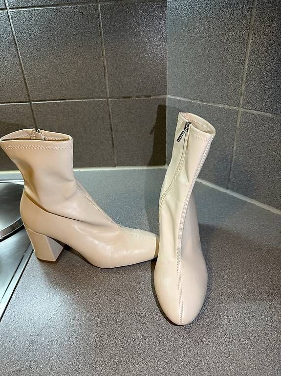 Scarpe da donna: Bottine  – Usato da Crissier venduto da Capsulecats
