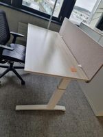 Bürotisch Steelcase mechanisch verstellbar
