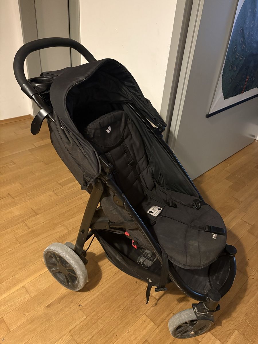Joie Carrozzine: Joie kinderwagen  – Usato da Dübendorf venduto da Marvel_Super-Hero.--