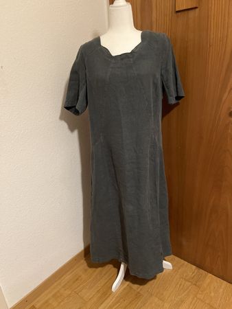 Vetono Kleid Gr.3