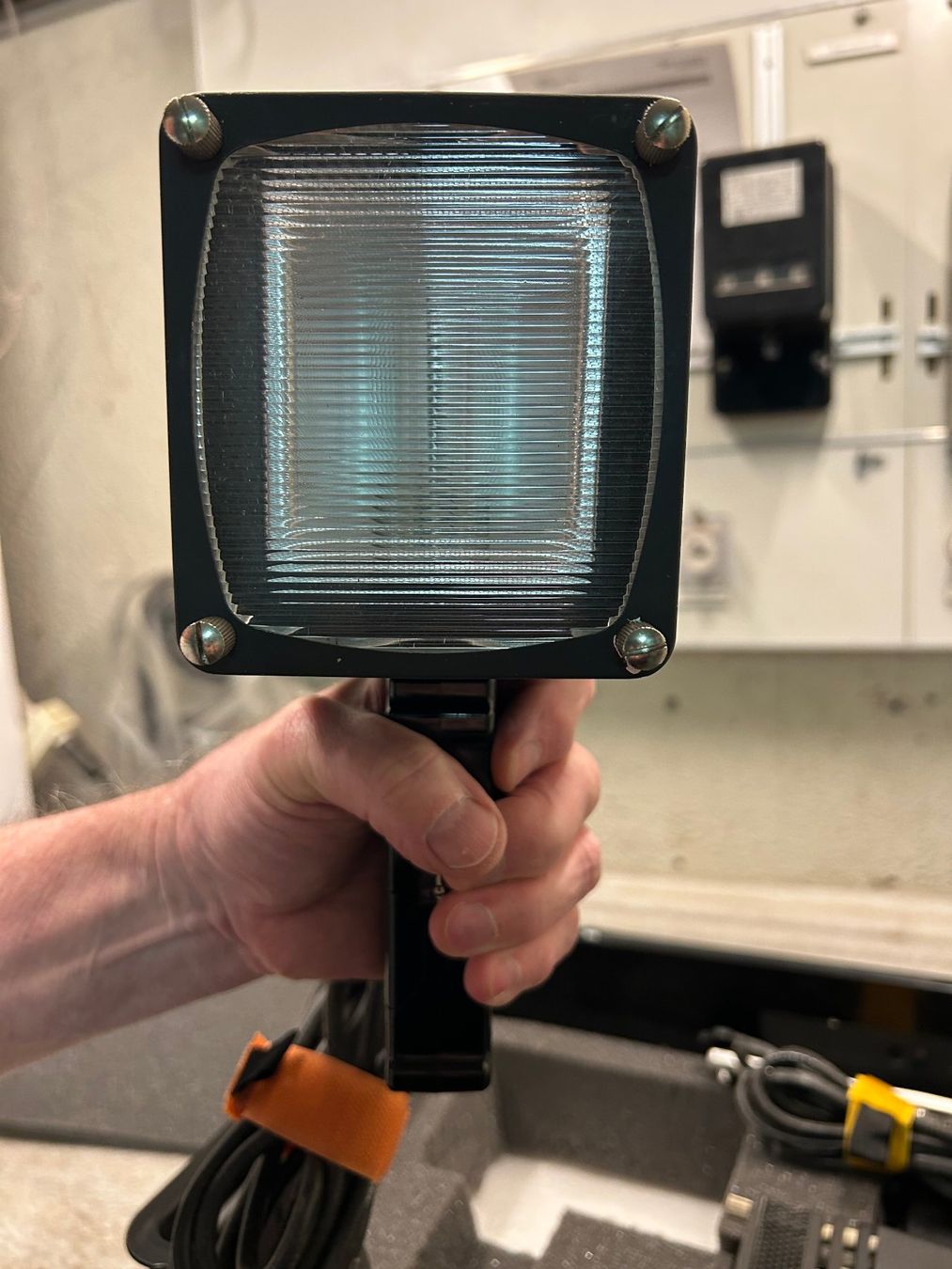 Lampade: Jeu de 2 projecteurs de 1000W – Nuovo (secondo la descrizione) da Delémont venduto da pupaaldi 2