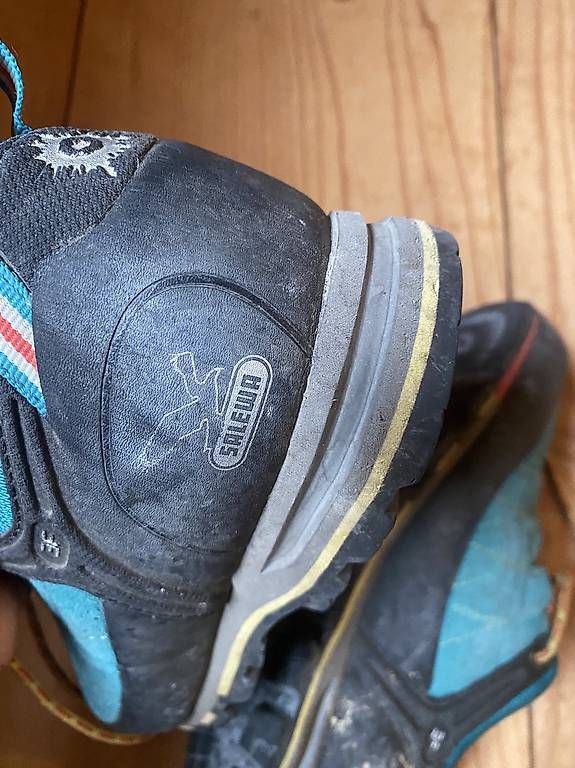 Scarpe da donna: Zustiegsschuhe – Usato da Ebnat-Kappel venduto da hae_x5tq 3