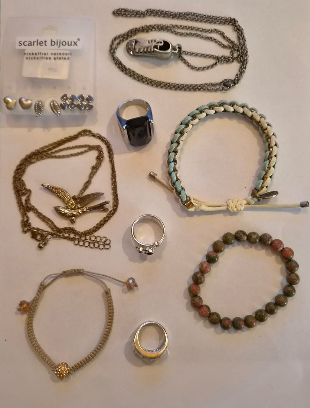 Altri gioielli: Div. Mode-Schmuck im Set – Usato da Egerkingen venduto da Jeytisix