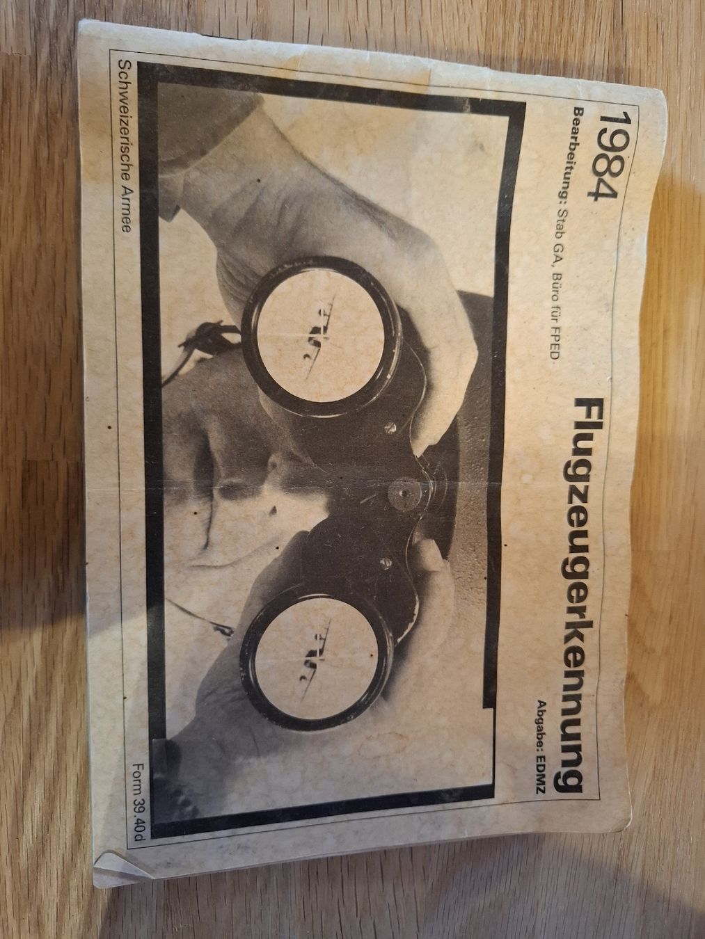 Livres: Schweizerische Armee Flugzeugerkennung 1984 Formular – D'occasion à Oberegg par danni-1985