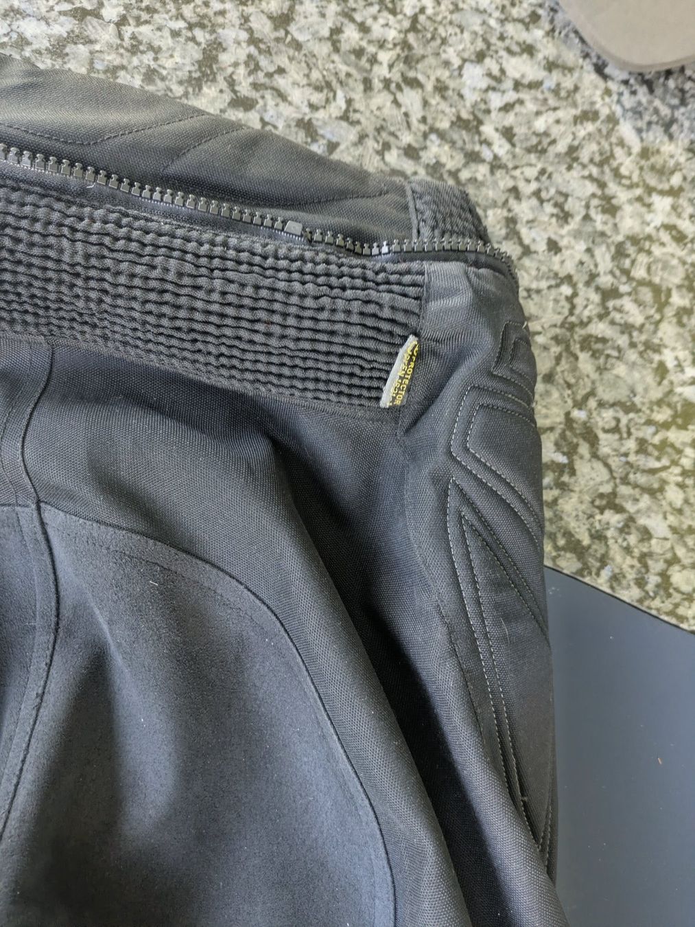 Pantaloni: Motorradhose von Buse Schwarz – Usato da Adlikon venduto da Match62 2