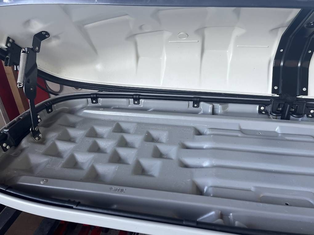 Dachboxen: Dachbox Mercedes  – Gebraucht aus Dagmersellen von glahd 2