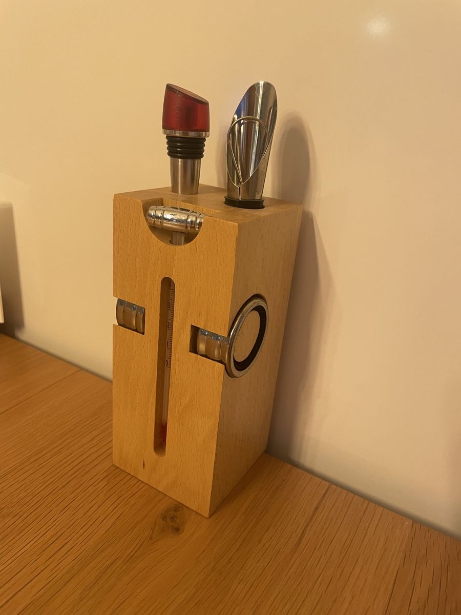 Apribottiglie & Tappi per chiusura: Wein Set – Usato da Zürich venduto da lydia.joray