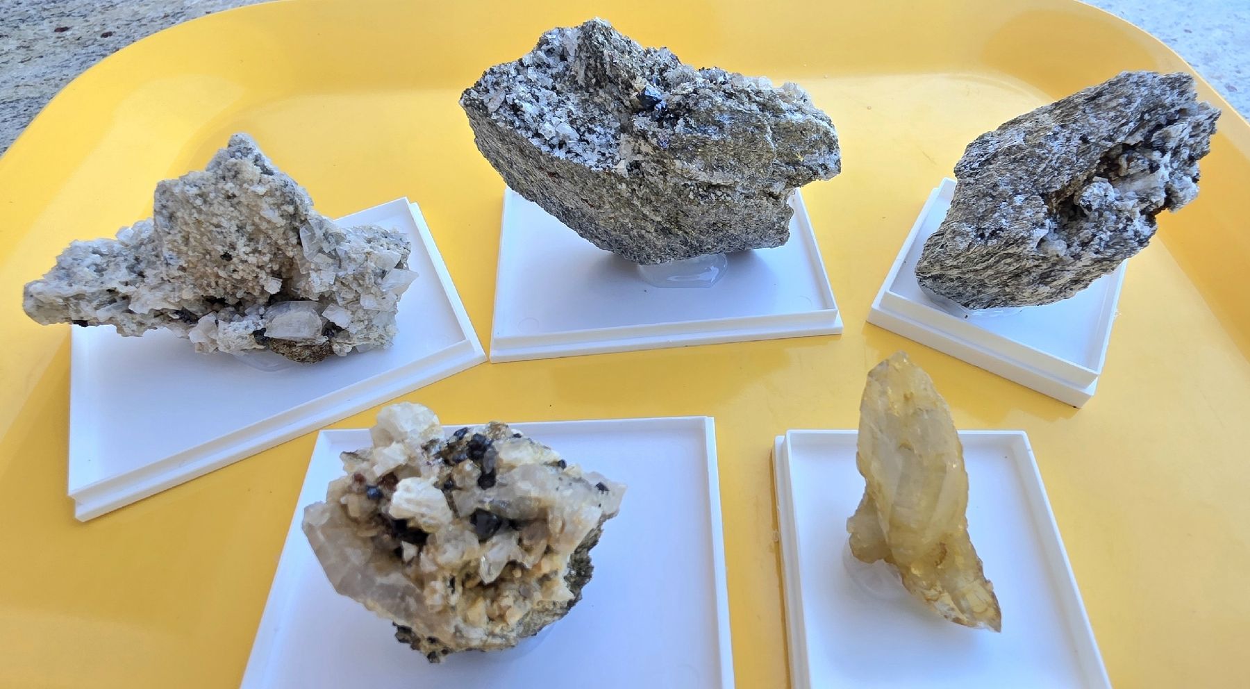 Minerali & Pietre curative: Mineralien 5 teiliges Set. Monazit, Amethyst, Magnetit,Rutil – Usato da Glis venduto da nbu_65ys 9