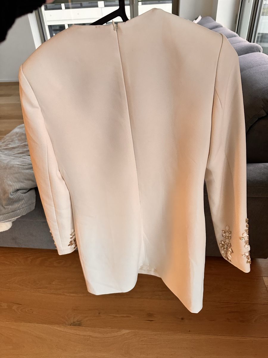 Vestiti: Creamy dress – Nuovo e nell'imballaggio originale da Zürich venduto da fed_vh9n 3