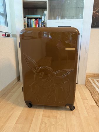 Official Pokémon Eevee Large Suitcase