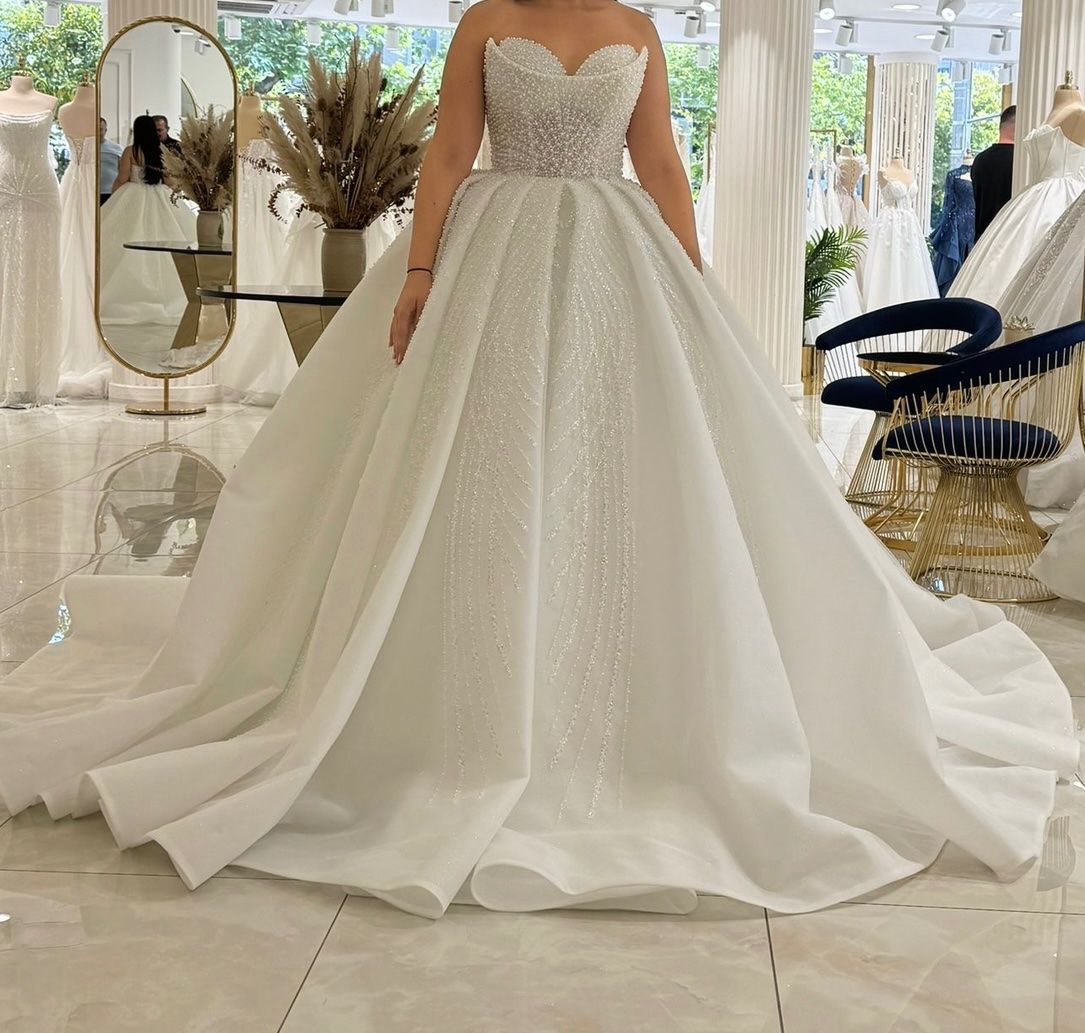 Vestiti: Hochzeitskleid – Usato da Basel venduto da ber_2r5k