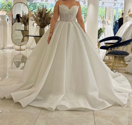 Hochzeitskleid