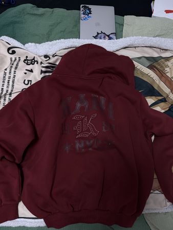 Kani Zip Hoodie maroon Size M good condition