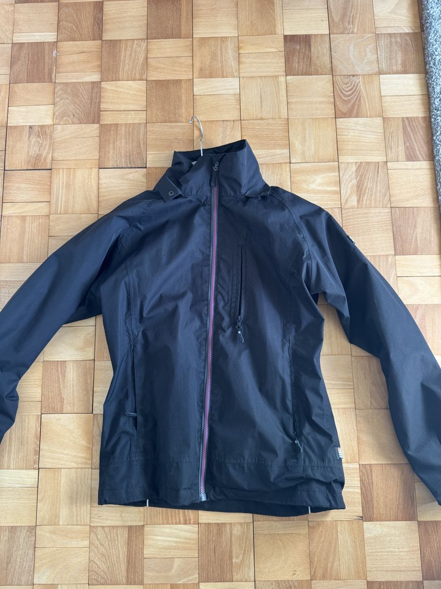 Rukka Giacche: Rukka Regenjacke Schwarz – Nuovo (secondo la descrizione) da Wilen b. Wil venduto da bollhm