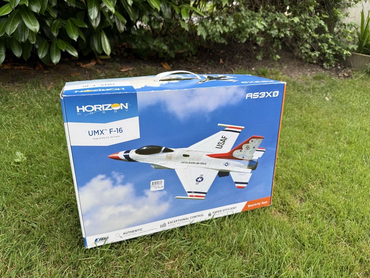 E-Flite RC Kits de montage: E-Flite UMX F-16 BNF Basic AS3X – Neuf (Voir description) à Galgenen par White73 1