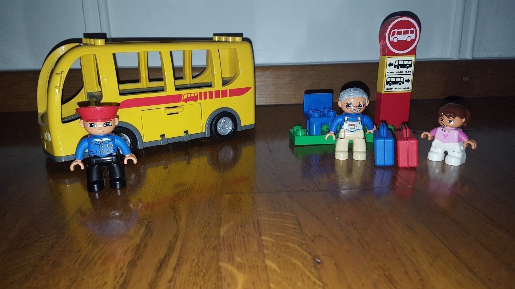 Lego Giocattoli: Lego Duplo Bus 5636 – Usato da Wittenbach venduto da Gugielmo