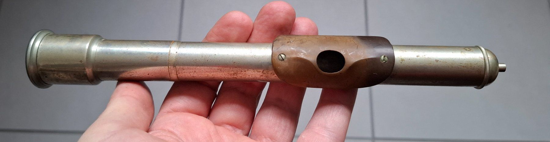 Strumenti musicali: G.H.Hüller Schwedler Holz C- Traversflöte – Usato da La Sarraz venduto da classicworldcoins 4
