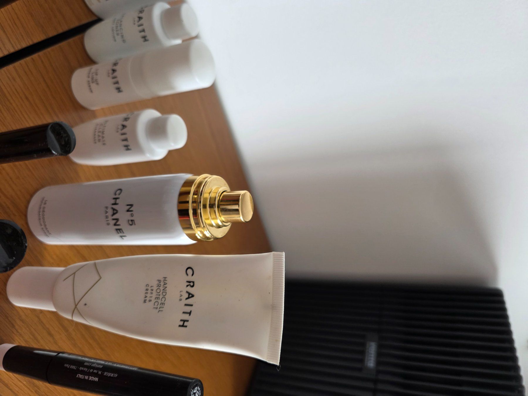 Sisley Make-up: Kosmetik-Lot verschiedener Marken – Usato da Au ZH venduto da Aufischer 4