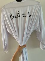 Bride to be Mantel weiss