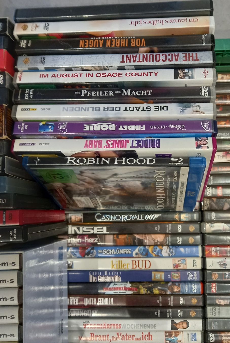 Tutti i DVDs: Über 100 DVD'S – Nuovo (secondo la descrizione) da Wiedlisbach venduto da gogubolle 2