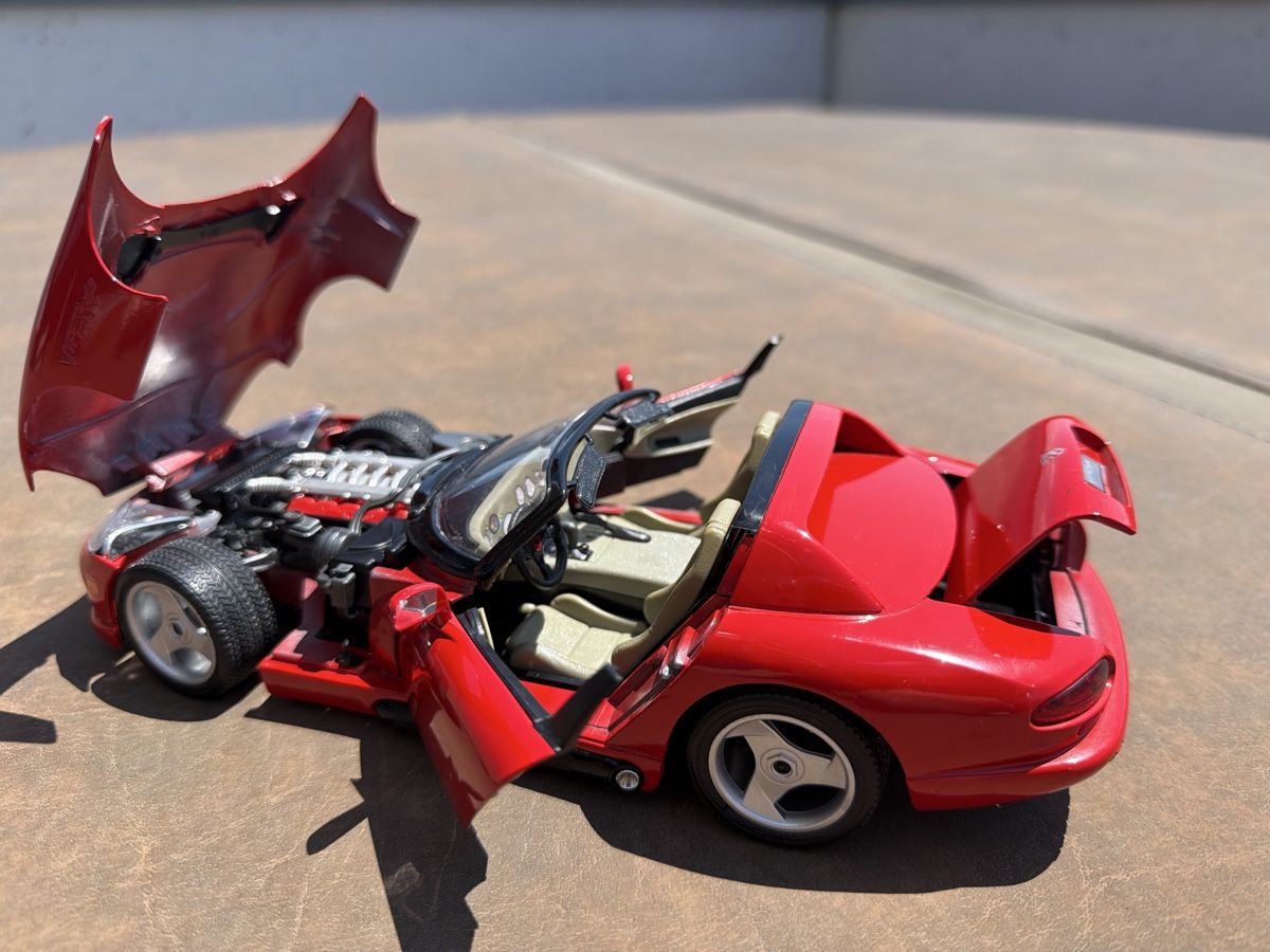 Bburago Modellini d'auto: Dodge Viper RT/10 - 1/18 - Bburago – Usato da Wolfwil venduto da Rolex1 5