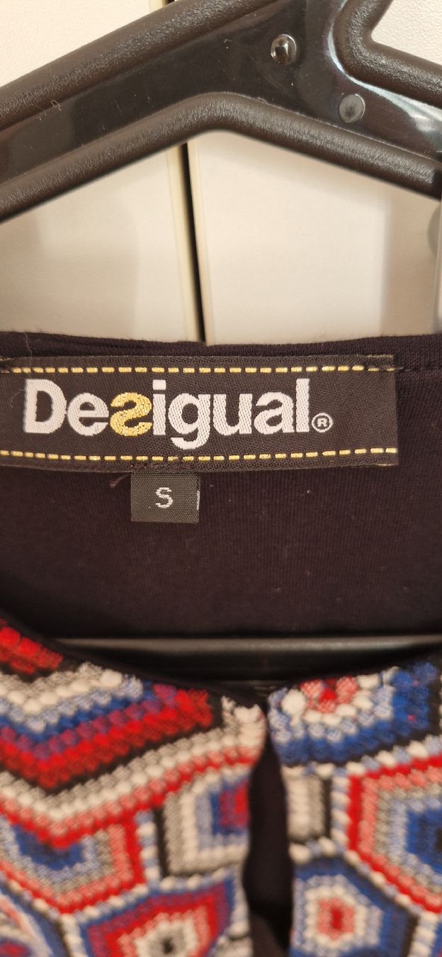 Desigual Robes: Robe Desigual multicolore taille S – D'occasion à Bercher par Dusudouest 1
