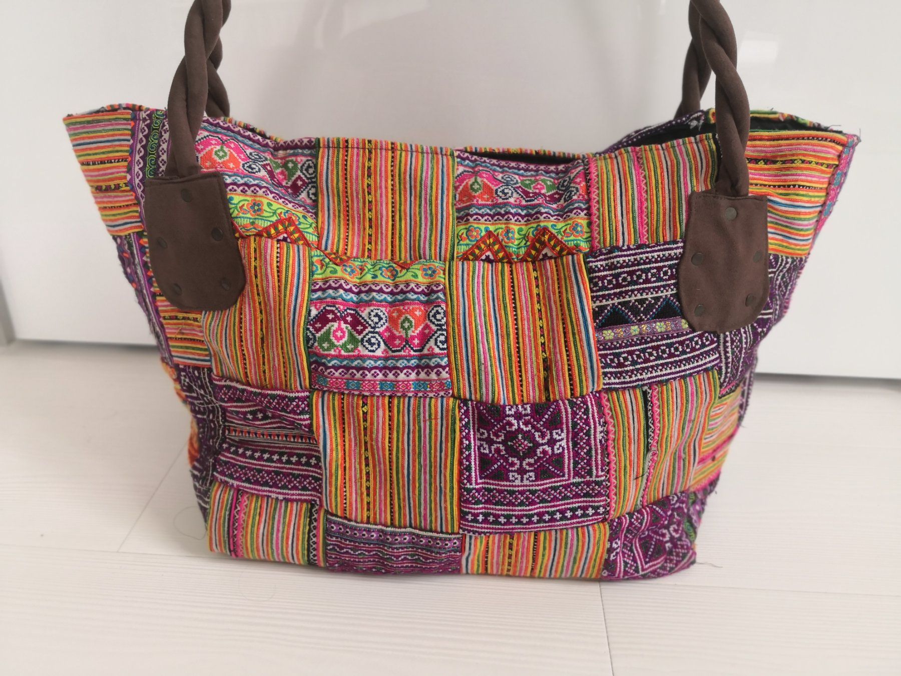 Taschen für Damen: 🤩BOHO-CHIC HANDGEMACHTE ETHNO PATCHWORK XXL TASCHE NEU – Neu (gemäss Beschreibung) aus Olten von Naja-Twins-Twins 4