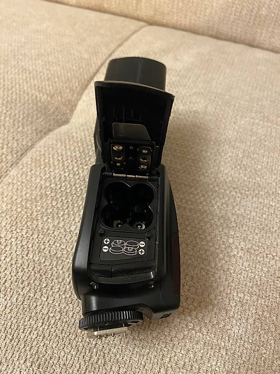 Flashs: Speedlight JY680CH  Aufsteckblitz – D'occasion à Cazis par The_Chance 3