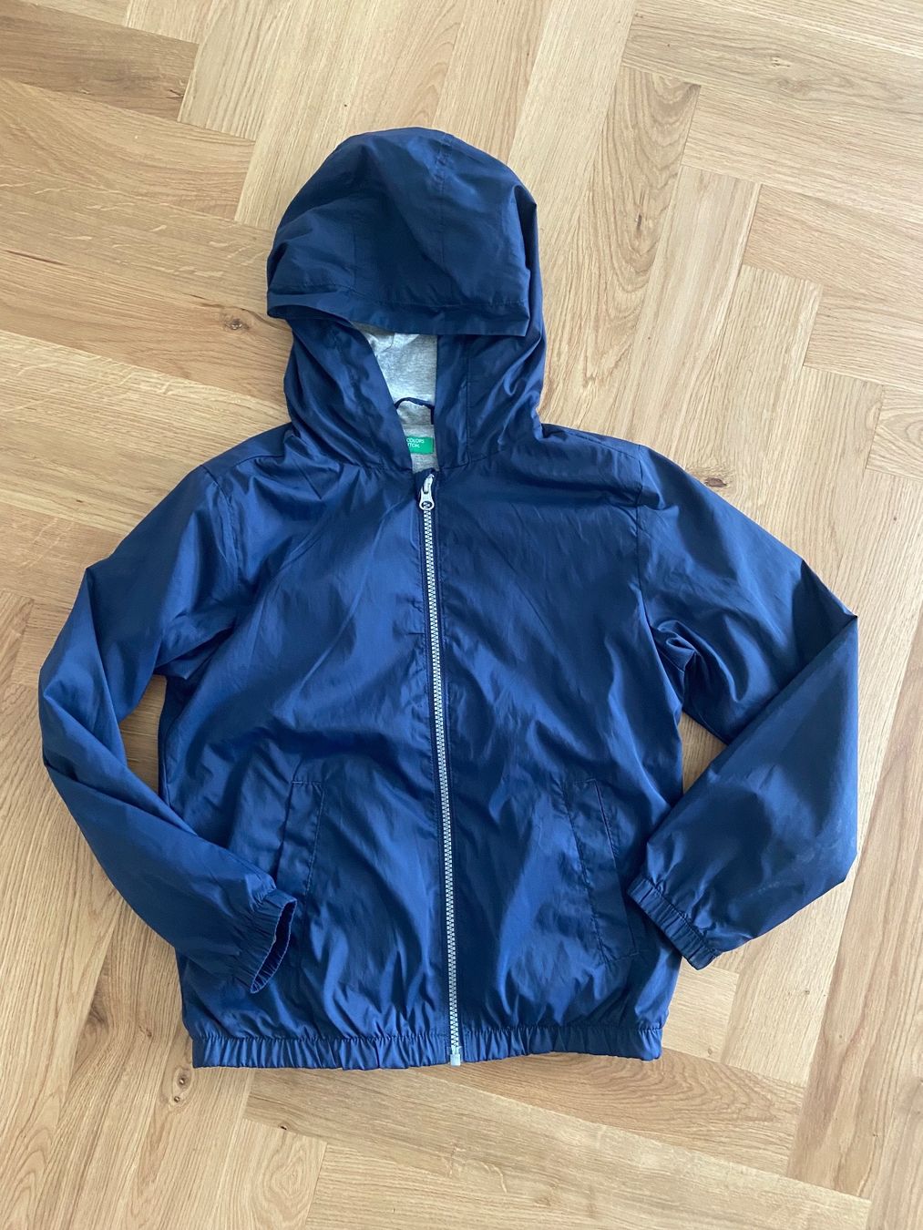 Benetton Giacche & Cappotti: Leichte Jacke von Benetton, Grösse 140 – Usato da Wohlen AG venduto da Michi761