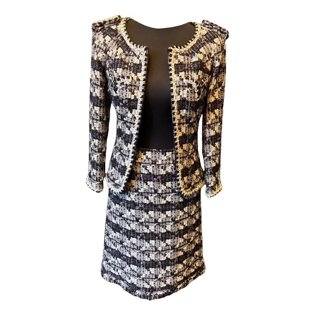 Chanel Completi & Tailleur: Chanel Blazer und Rock – Usato da Zürich venduto da menezko