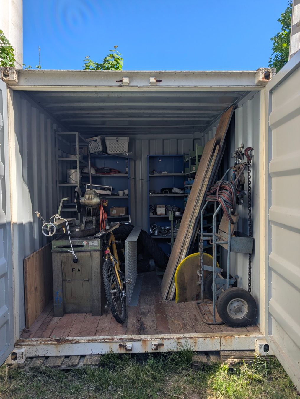 Baucontainer: Werkstattcontainer/ Lagercontainer/ Materialcontainer – Gebraucht aus Lupsingen von Silasstu 1