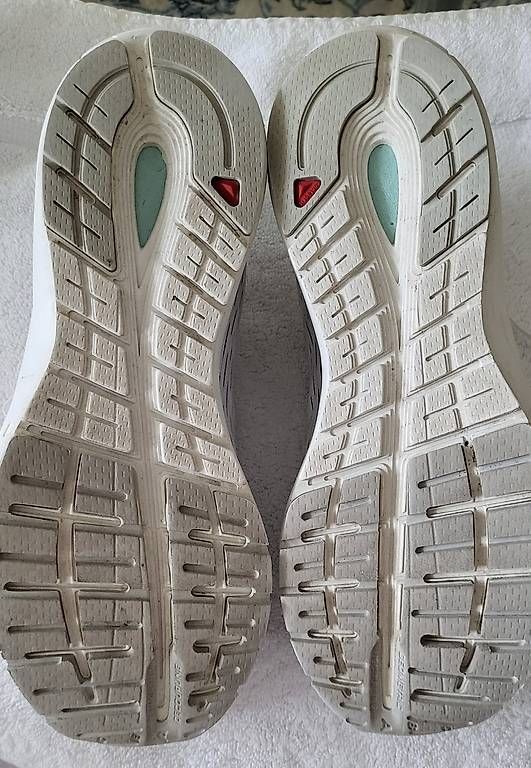 Chaussures femmes: Salomon Laufschuhe  38 2/3 – D'occasion à Zizers par Roosi1 3