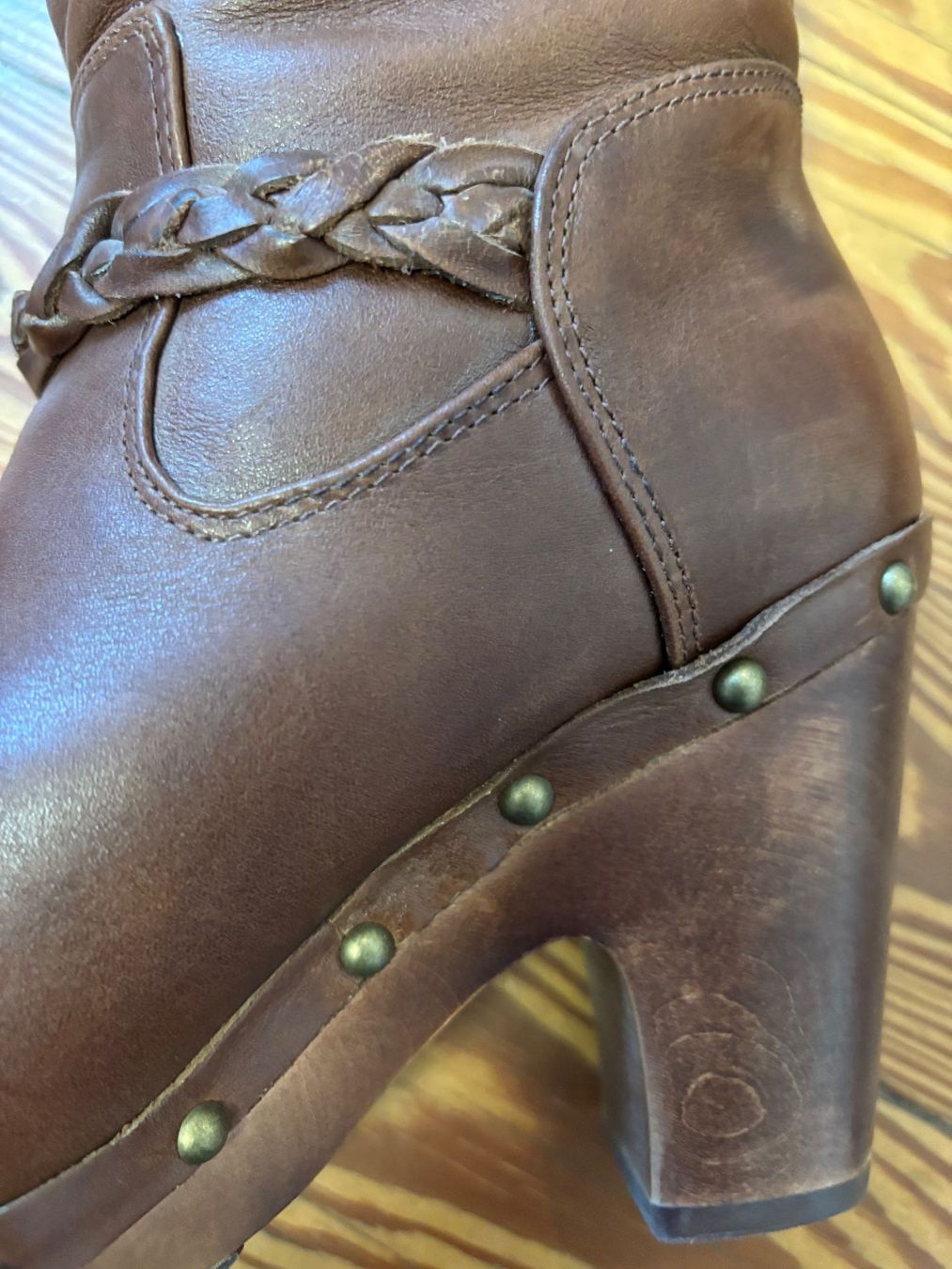 Ugg Scarpe da donna: Ugg Savanna Clog Boots Shearling / Leather EU 37 – Usato da Horgen venduto da uge_pd5p 5
