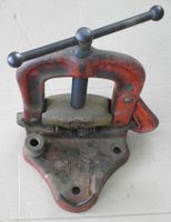 Alter grosser Rohr- / Montage- Schraubstock RIDGID bis 4"
