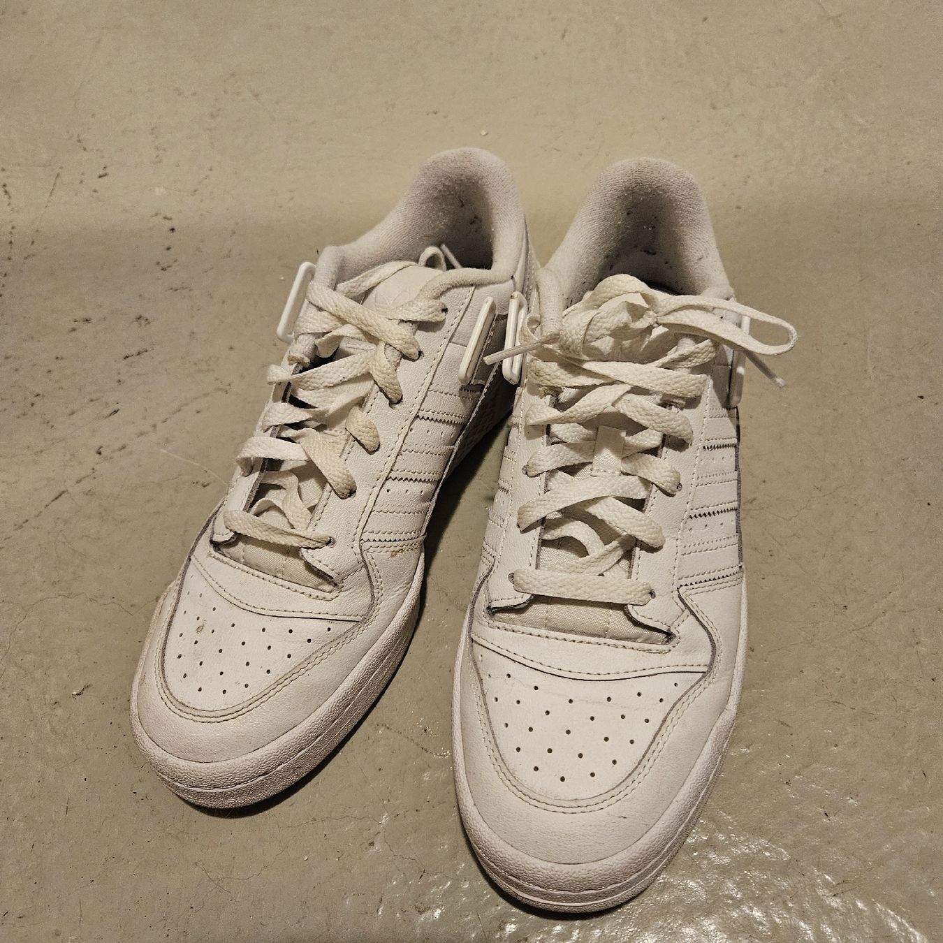 Adidas Scarpe da uomo: Adidas Sneaker, Grösse 41, Weiss – Usato da Embrach venduto da Lilly2021