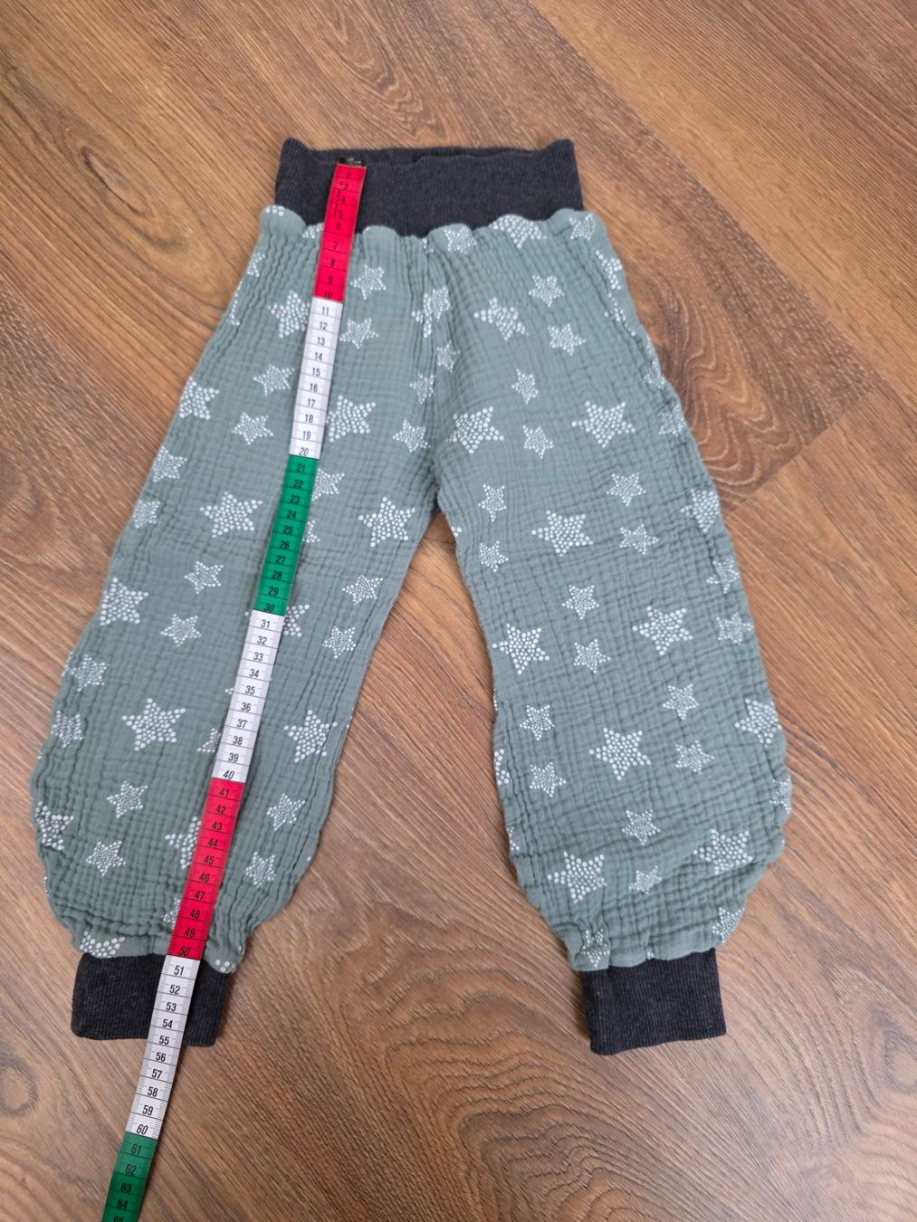 Pantaloni: Hose, Jogginghose, Stoffhose Gr. 98/104 – Usato da Nebikon venduto da Japostyle 2