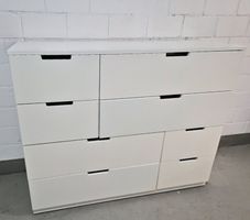Kommode weiss mit sieben Schubladen