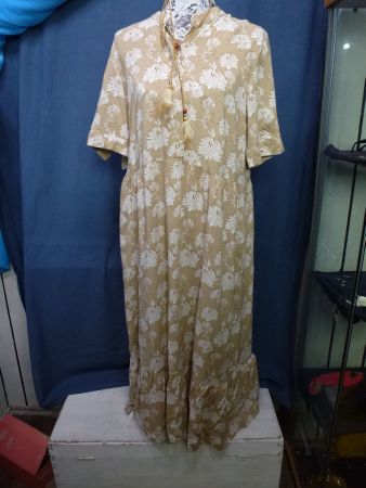 MANGUUN SOMMERKLEID CREME GR 42 LANGE FORM VISCOSE KURZARM
