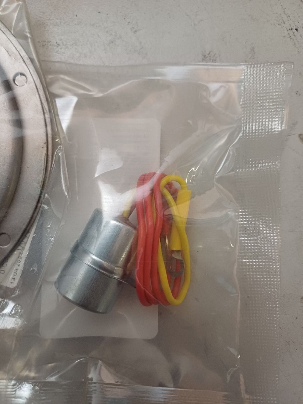 Vespa Alle Rollerersatzteile: Condensatore esterno  Piaggio vespa – Neu und originalverpackt aus Orbe von Carmelo85