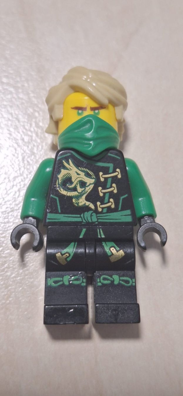 Lego Statuette: Lego Ninjago Lloyd Skybound – Usato da Egnach venduto da sea_2zvc