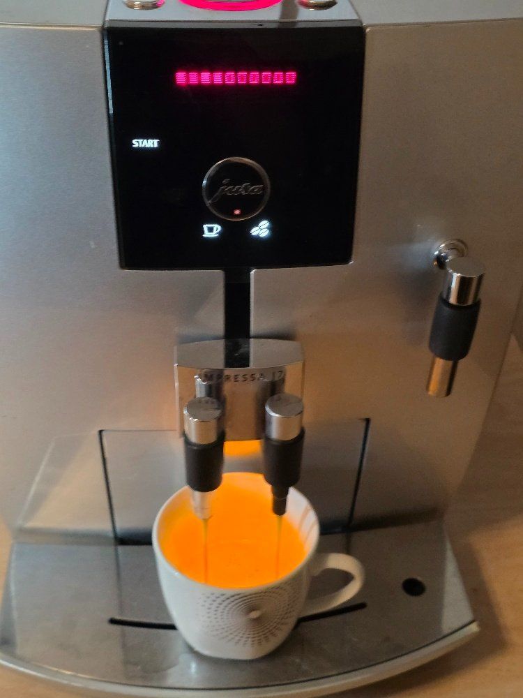 Jura Macchine per caffè & Macchine per espresso: Jura J7 – Usato da Zürich venduto da mimi_zh 3
