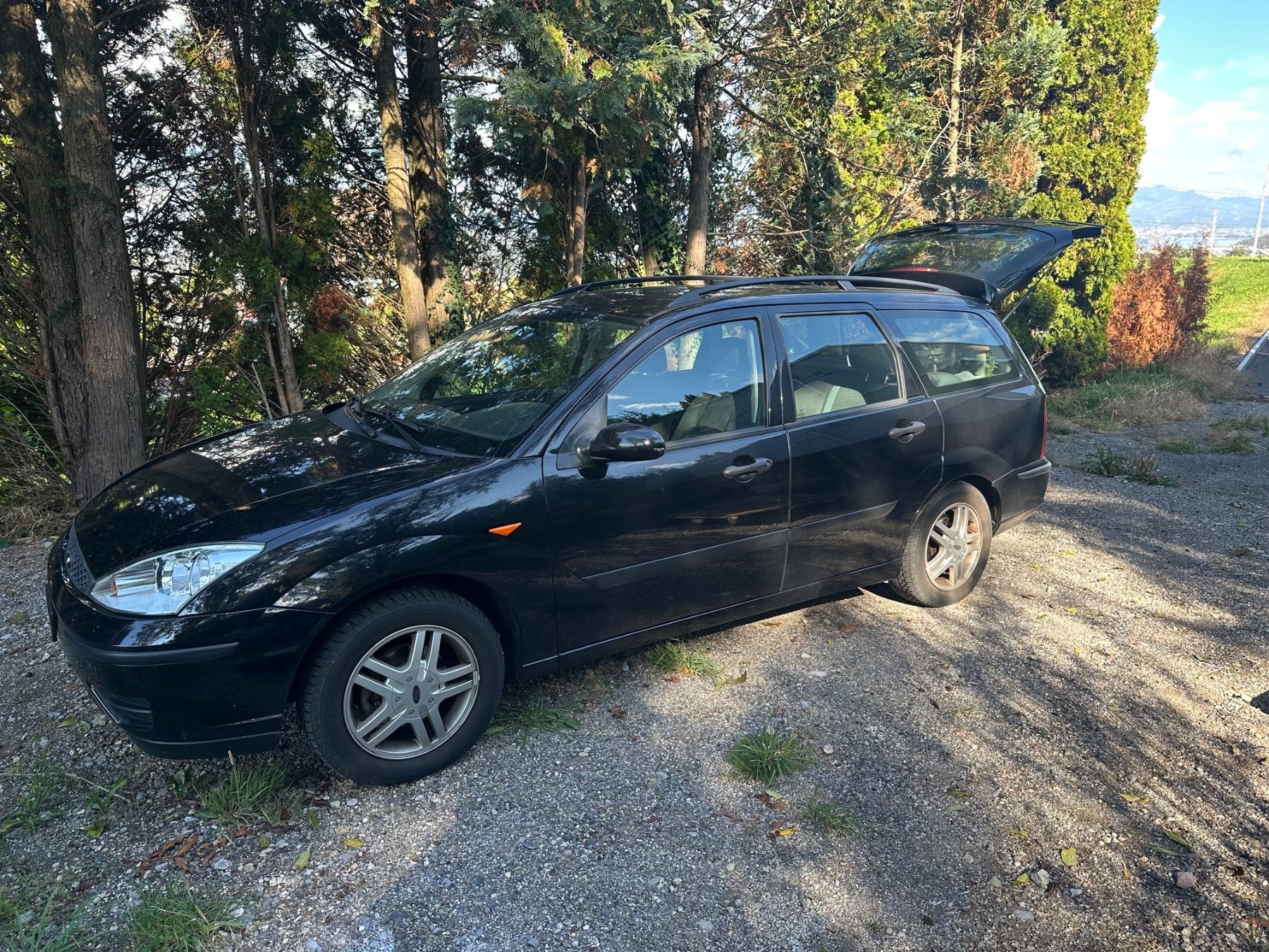 Ford Autos: Ford Focus 1.8 TDCI – D'occasion à Samstagern par Aydelis 1