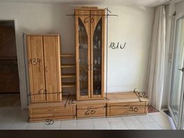 Wohnwand aus Holz