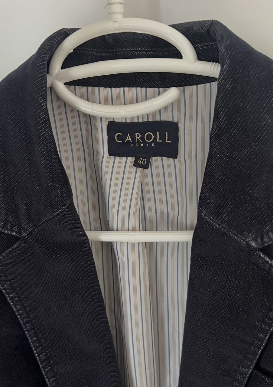 Giacche: Blazer Caroll 🩹 – Usato da Neuchâtel venduto da kat_n6gp 5